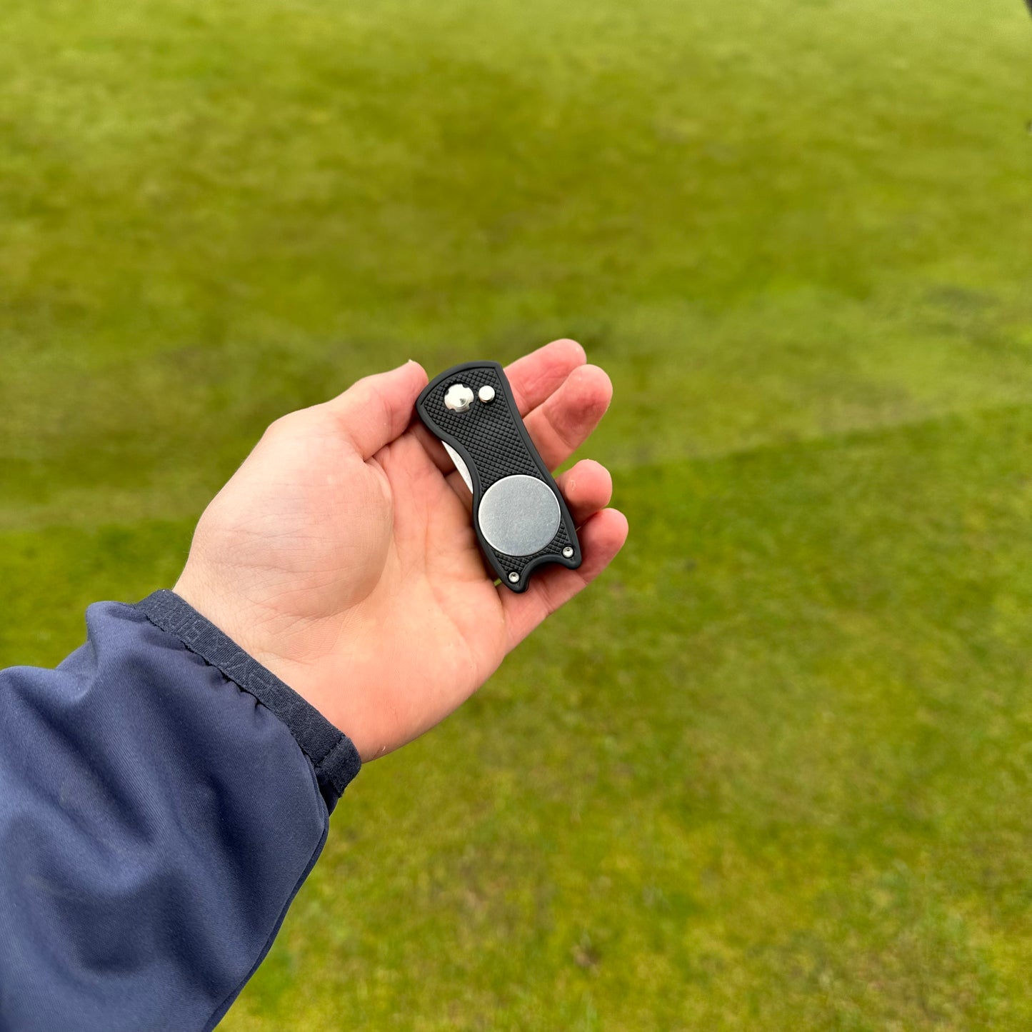 Divot Tool With Marker