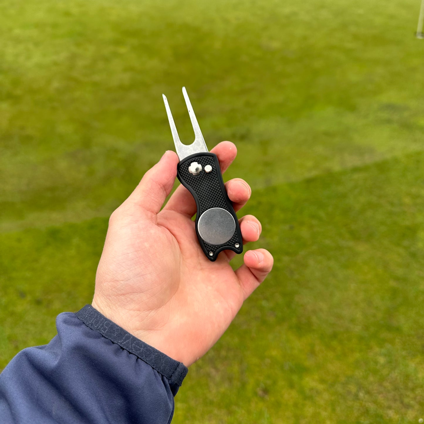 Divot Tool With Marker